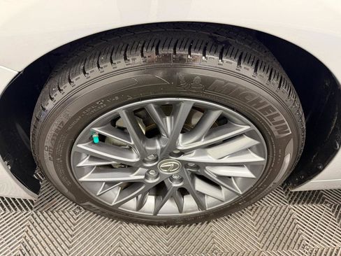 Used 2018 Lexus ES 350 w/ Premier Package FWD image 34