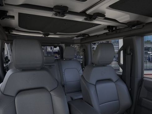 New 2026 Ford Bronco Outer Banks w/ Sasquatch Package AWD/4WD image 12