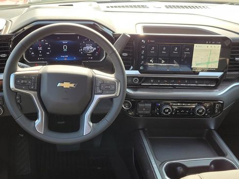 New 2026 Chevrolet Silverado 2500 LTZ w/ LTZ Convenience Package image 11