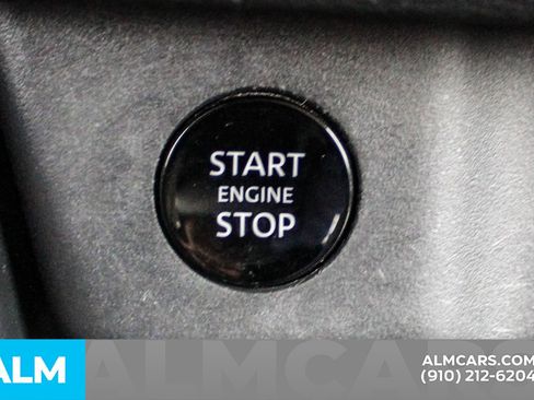 Used 2024 Nissan Rogue SV image 25