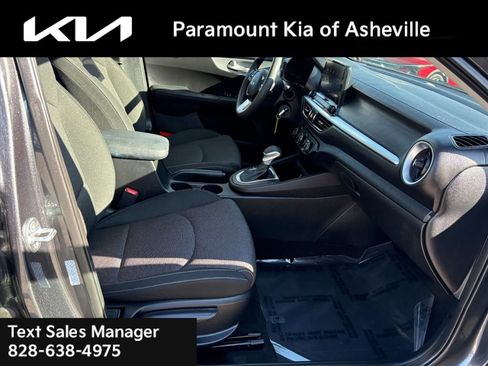 Used 2024 Kia Forte LXS image 16