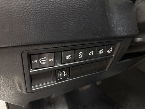 Used 2022 Toyota Tundra SR5 image 37