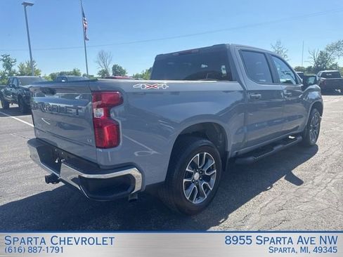 Used 2024 Chevrolet Silverado 1500 LT AWD/4WD image 3