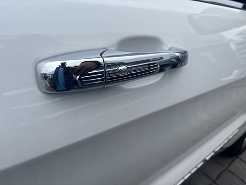 Used 2020 Jeep Grand Cherokee Summit image 9