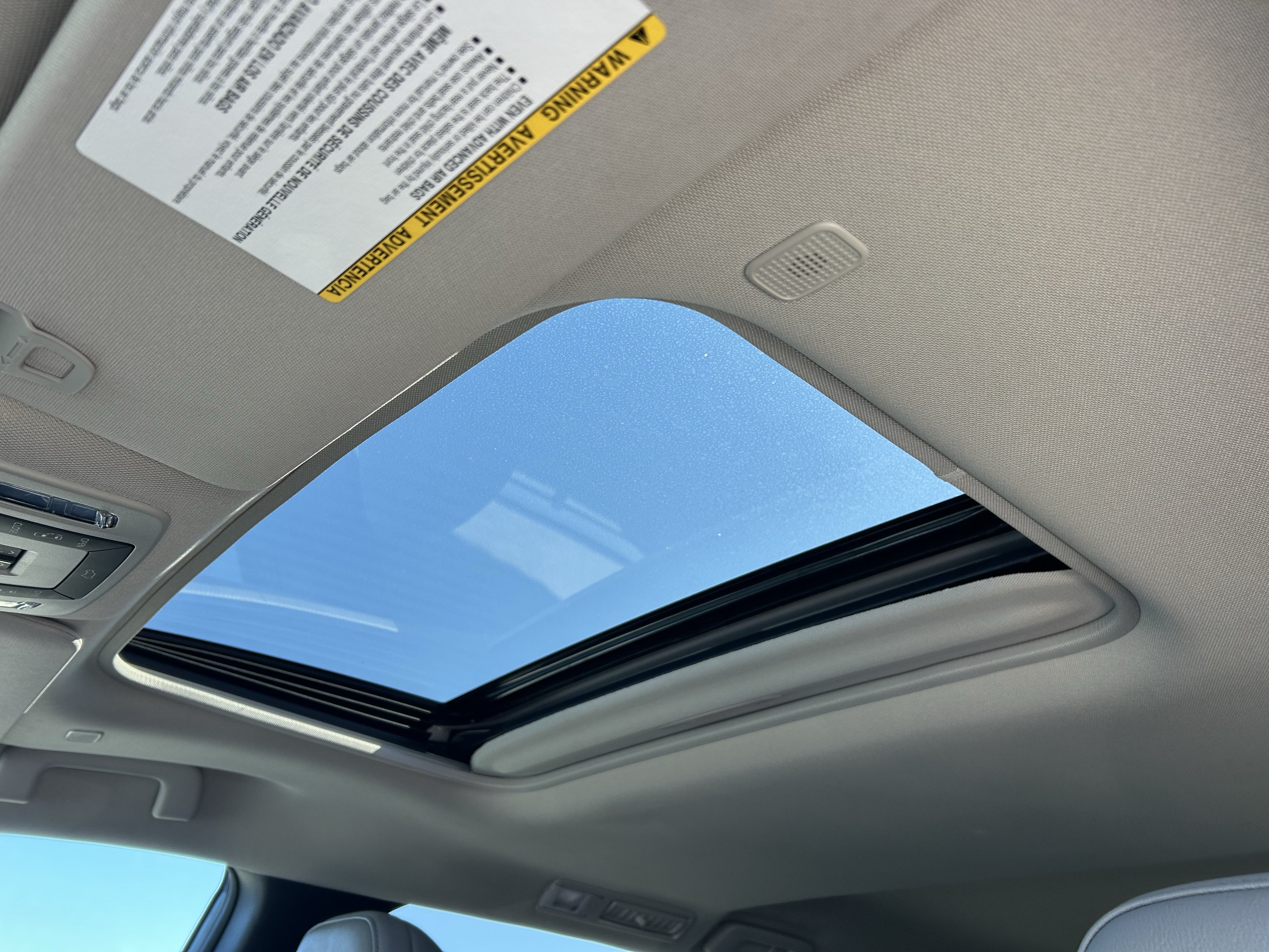 Certified 2025 Toyota Sienna XLE FWD image 30