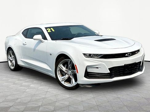 Used 2021 Chevrolet Camaro SS RWD image 3