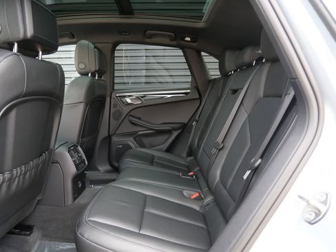 Certified 2026 Porsche Macan image 11