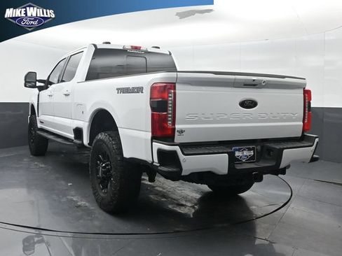 Used 2023 Ford F250 XLT w/ Black Appearance Package AWD/4WD image 5