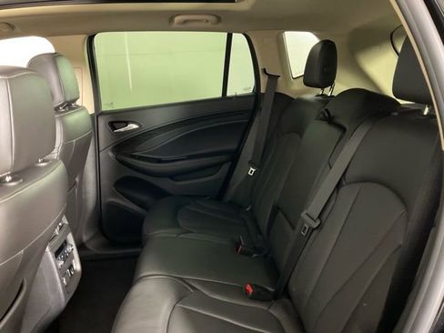 Used 2018 Buick Envision Essence image 37