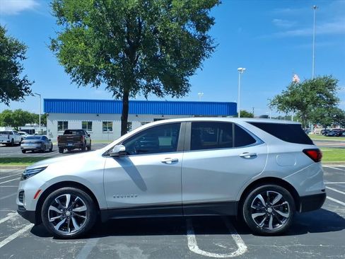 Used 2022 Chevrolet Equinox LT FWD image 10