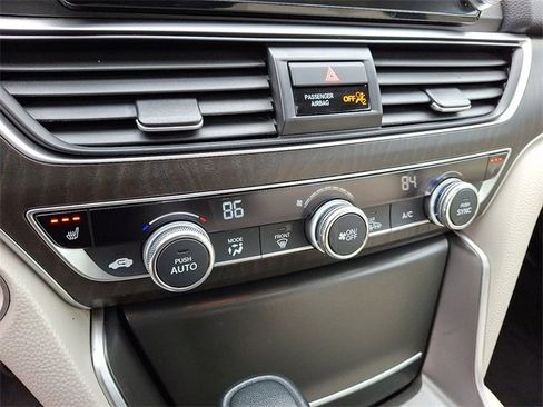 Used 2019 Honda Accord EX-L image 13