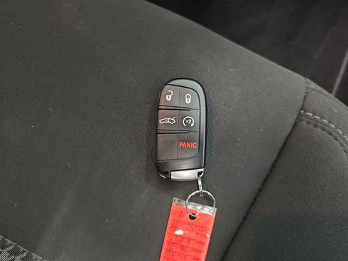Used 2019 Dodge Charger Scat Pack w/ Navigation & Travel Group RWD image 27