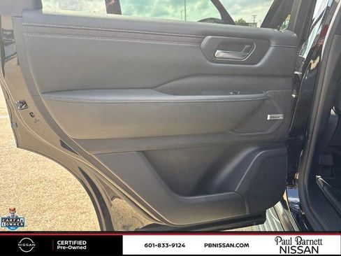 Certified 2025 Nissan Armada SL w/ Captain's Chari Seat Package RWD image 30
