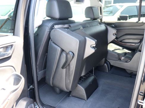 Used 2019 GMC Yukon XL SLT w/ Open Road Package AWD/4WD image 30