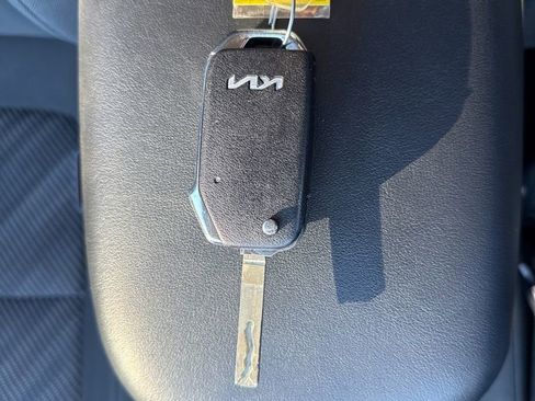 Certified 2023 Kia Seltos LX image 32