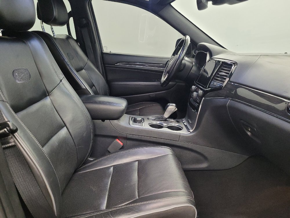 Used 2019 Jeep Grand Cherokee Overland AWD/4WD image 21