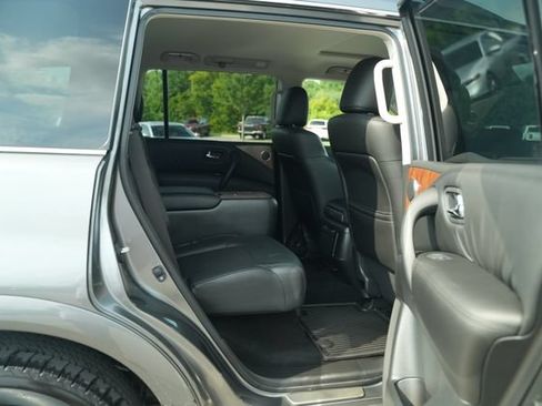 Used 2023 Nissan Armada SL w/ Captain's Chairs Package AWD/4WD image 23