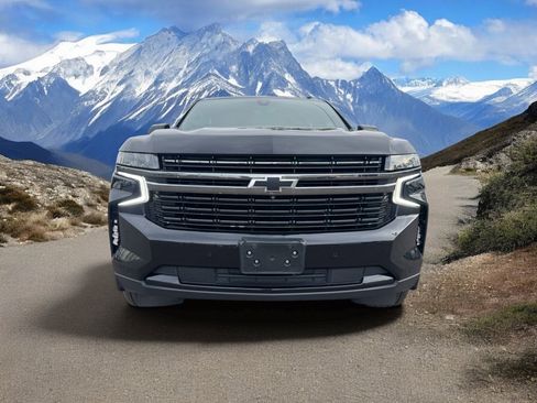 Used 2022 Chevrolet Suburban High Country AWD/4WD image 8