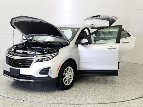 Used 2022 Chevrolet Equinox LT FWD image 10