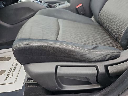 Used 2017 Nissan Rogue S image 31