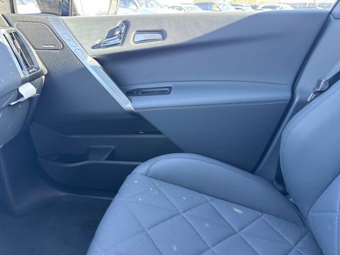 New 2026 BMW iX xDrive60 w/ M Sport Package image 24