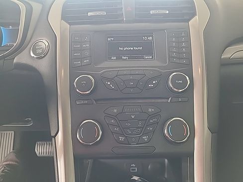 Used 2018 Ford Fusion S FWD image 11