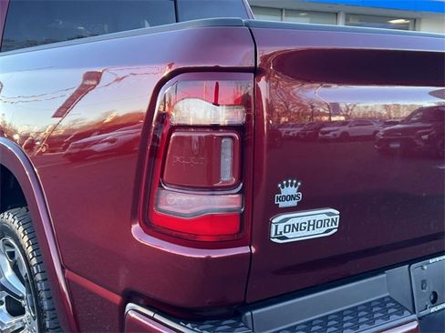 Used 2022 RAM 1500 Limited image 6
