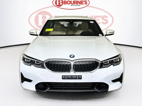Used 2019 BMW 330i xDrive Sedan w/ Convenience Package AWD/4WD image 6