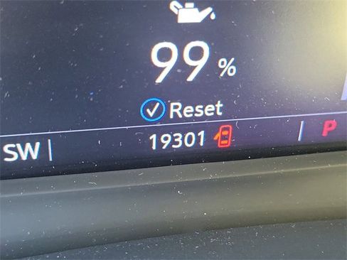 Used 2023 Cadillac XT5 Premium Luxury image 15