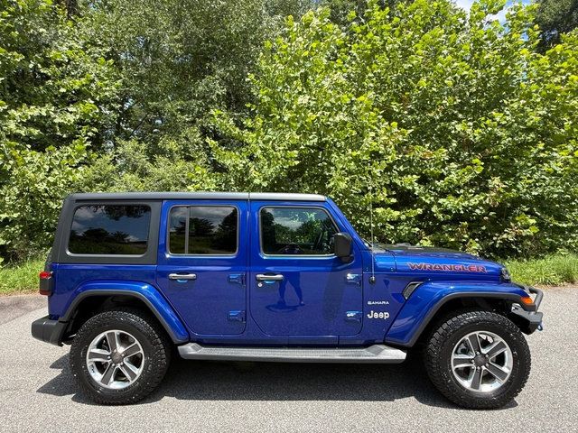 Used 2019 Jeep Wrangler Unlimited Sahara w/ LED Lighting Group AWD/4WD image 5