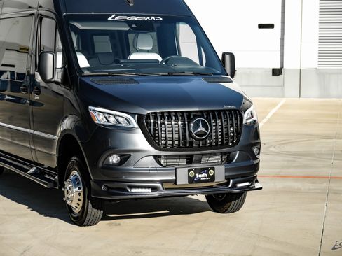 Used 2023 Mercedes-Benz Sprinter 3500 image 20