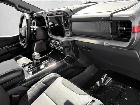 Used 2025 Ford F150 Raptor image 21