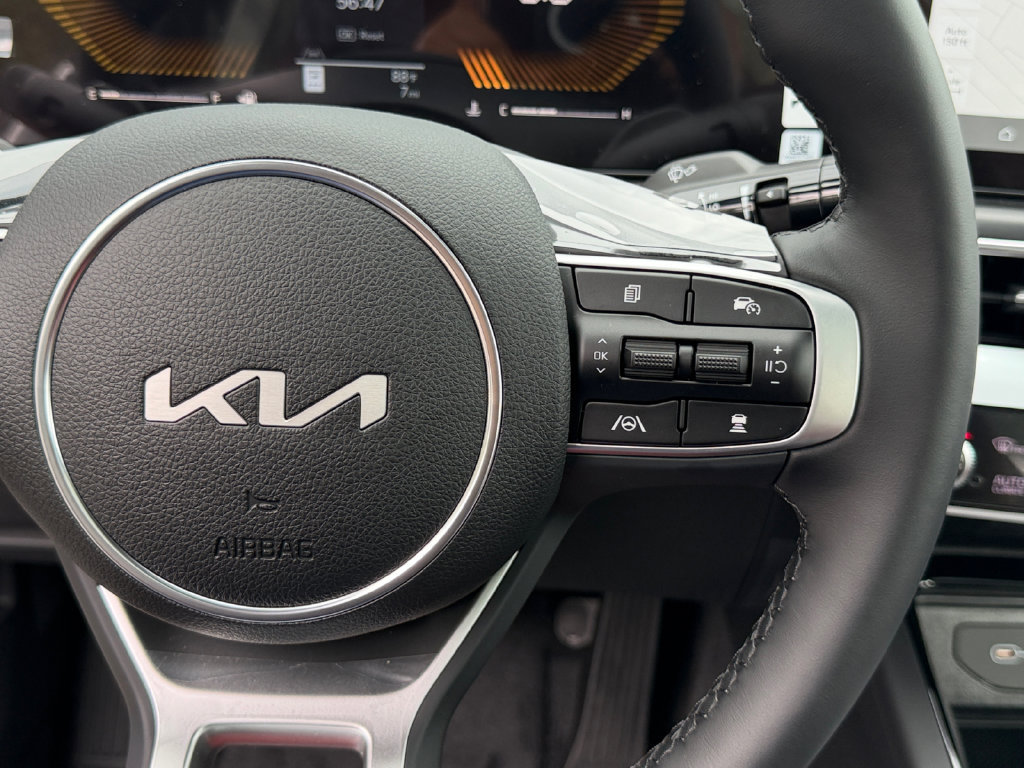 New 2026 Kia K5 GT-Line w/ GT-Line Premium Package AWD/4WD image 17