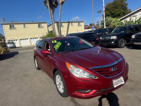 Used 2012 Hyundai Sonata GLS w/ Popular Equipment Pkg FWD image 1