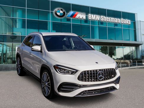 Used 2021 Mercedes-Benz GLA 35 AMG 4MATIC image 3