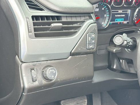 Used 2019 Chevrolet Tahoe LT RWD image 11