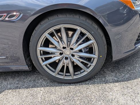 Used 2020 Maserati Quattroporte S GranLusso Q4 AWD/4WD image 11