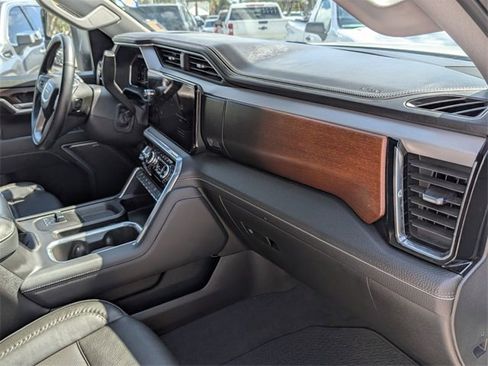 Used 2024 GMC Sierra 2500 Denali w/ Denali Reserve Package image 19