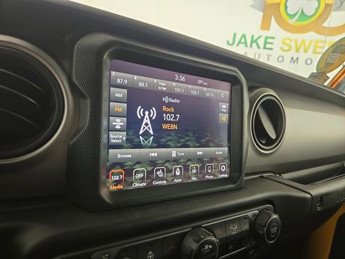 Used 2021 Jeep Wrangler Unlimited Sport image 19