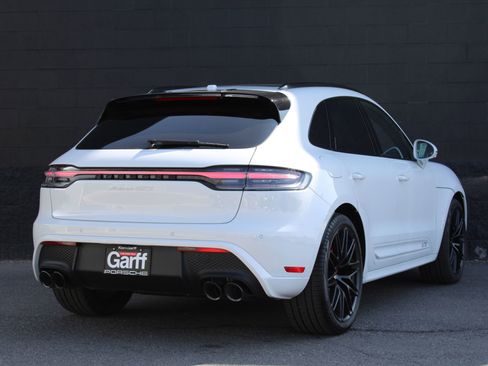New 2026 Porsche Macan GTS image 9