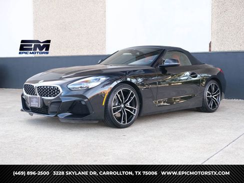 Used 2019 BMW Z4 sDrive30i image 1