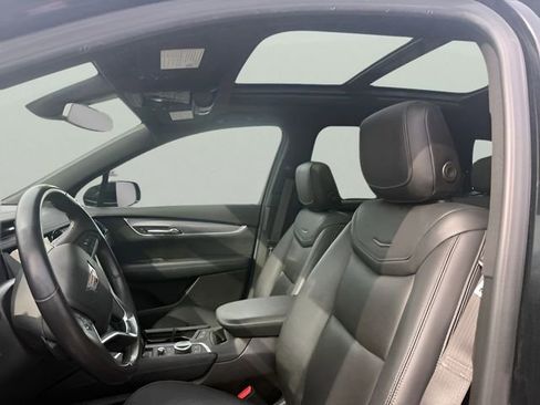Used 2022 Cadillac XT6 Luxury image 15