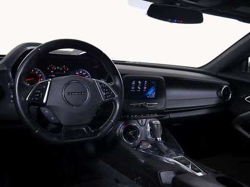 Used 2018 Chevrolet Camaro LT RWD image 20