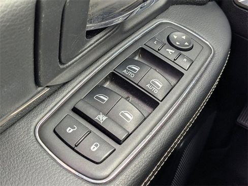 Used 2014 RAM 1500 Sport w/ Convenience Group image 21