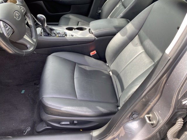 Used 2015 INFINITI Q50 AWD w/ Moonroof Package image 16