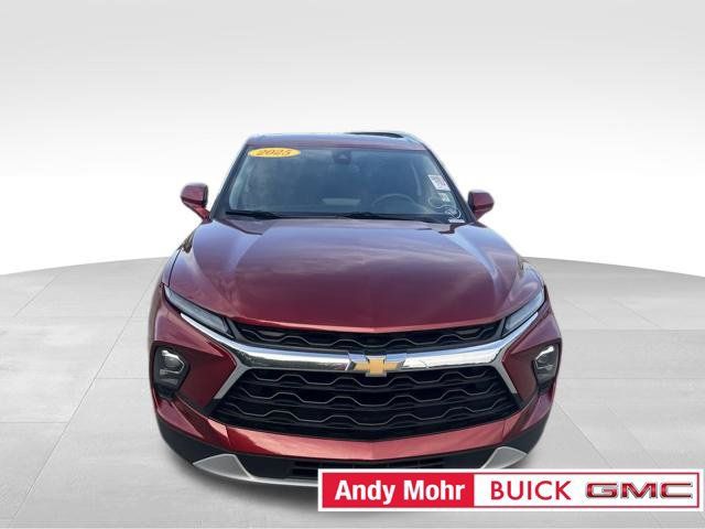 Used 2025 Chevrolet Blazer LT FWD image 25