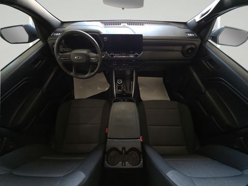 Used 2025 Chevrolet Colorado Trail Boss AWD/4WD image 28