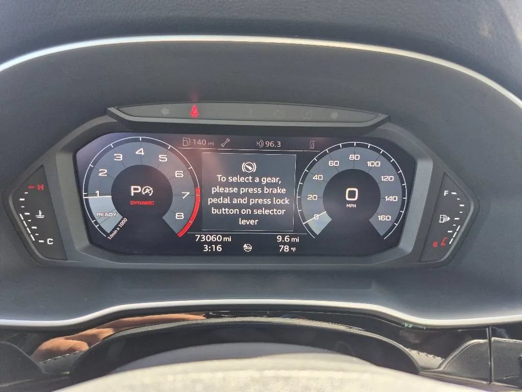 Used 2020 Audi Q3 2.0T Premium w/ Convenience Package AWD/4WD image 34