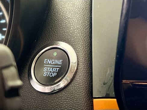 Used 2018 Ford EcoSport SES image 24