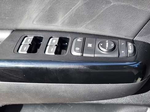 Used 2020 Kia Sportage EX w/ EX Technology Package image 4